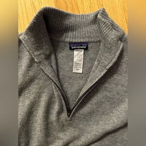 Patagonia men’s quarter zip